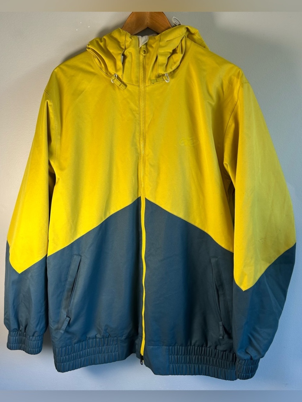 Nike SB 6.0 Kampai Men’s Snowboard Ski Jacket Sz L Lion Yellow Slate Blue RARE